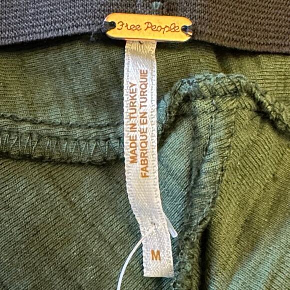 Free People Retro 70s Penny Pull-On Velvet Flare Pants Night Forest Green Medium - Picture 8 of 10